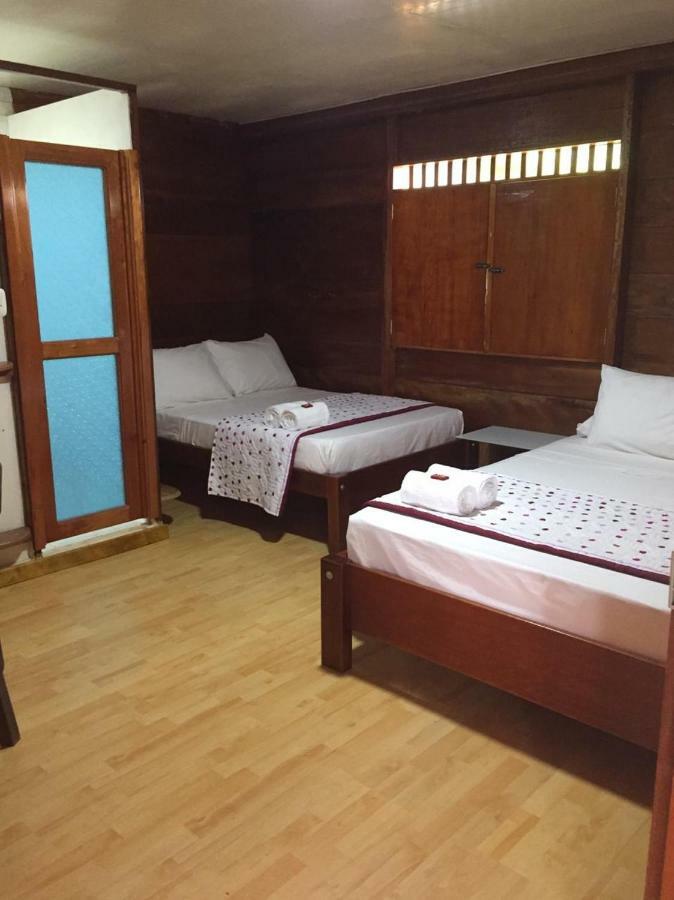 Hostal Cano Nevera La Macarena Eksteriør billede